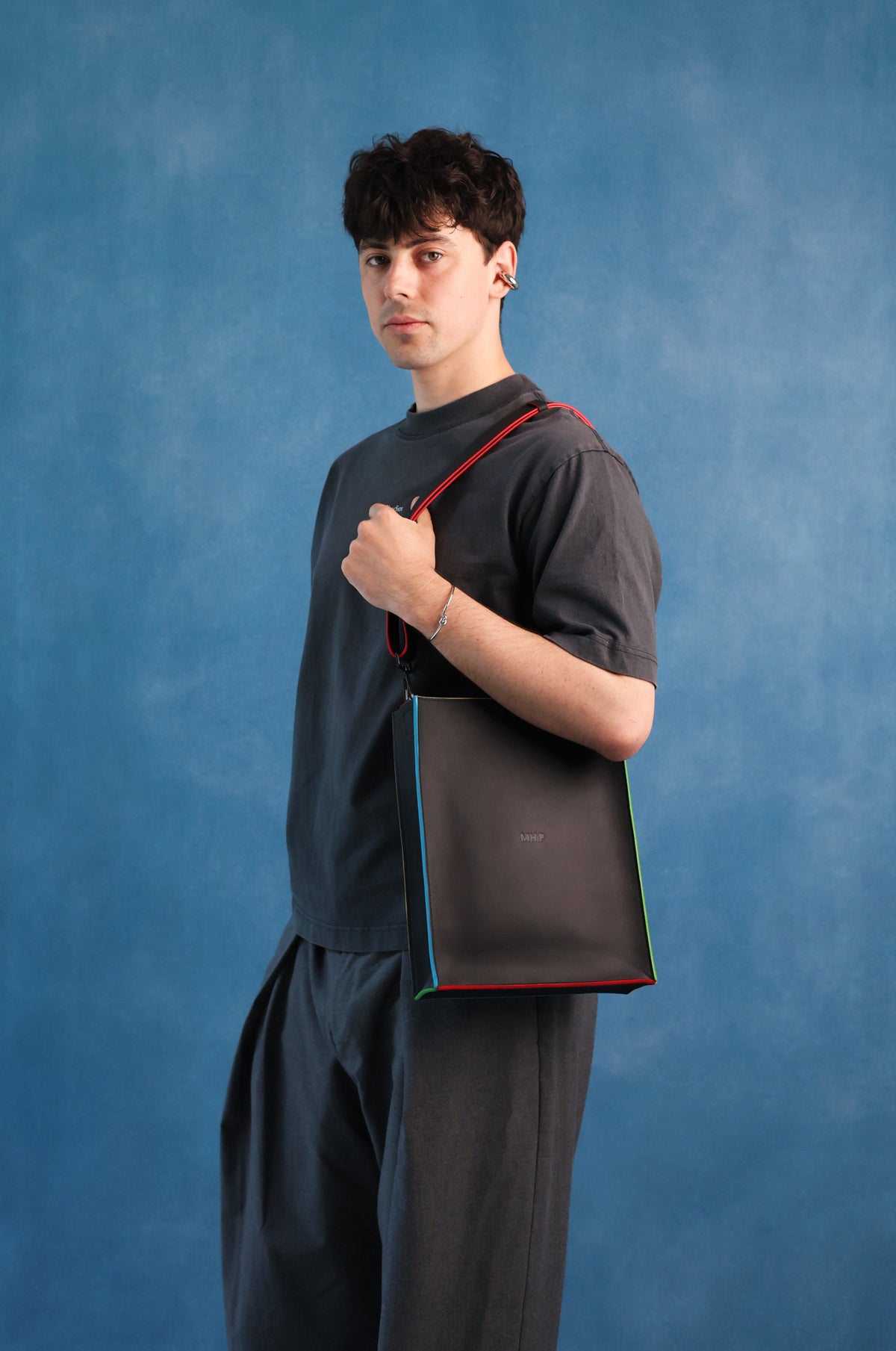 M.hip Versatility Bag M Colored, leather bag product photo 3