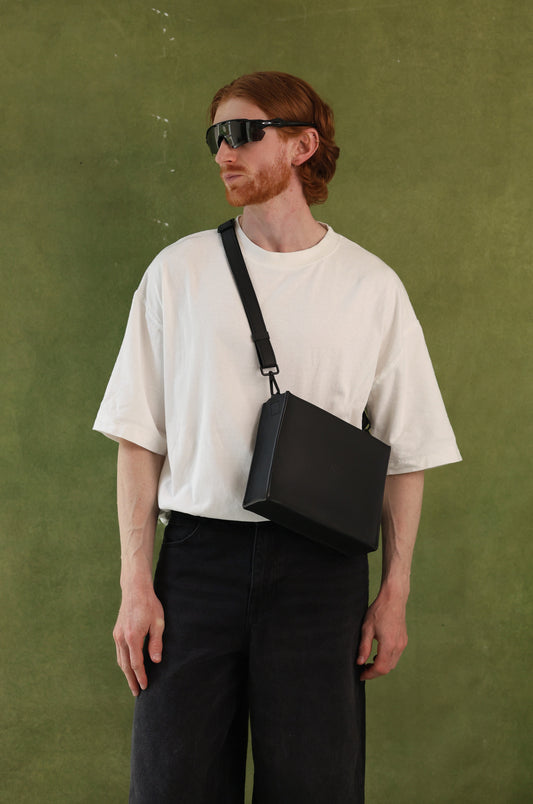 M.hip Versatility Bag S Total Black, leather bag product photo 2